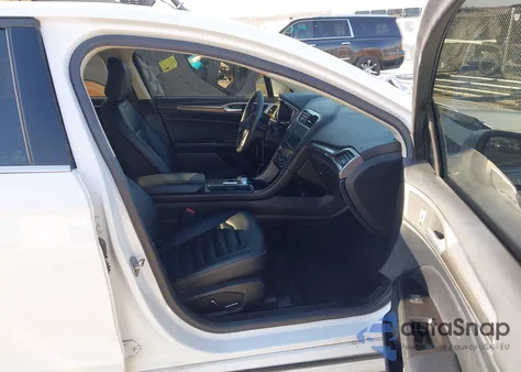 2020 Ford Fusion Sel z USA, uszkodzony, nr VIN 3FA6P0CD0LR124574